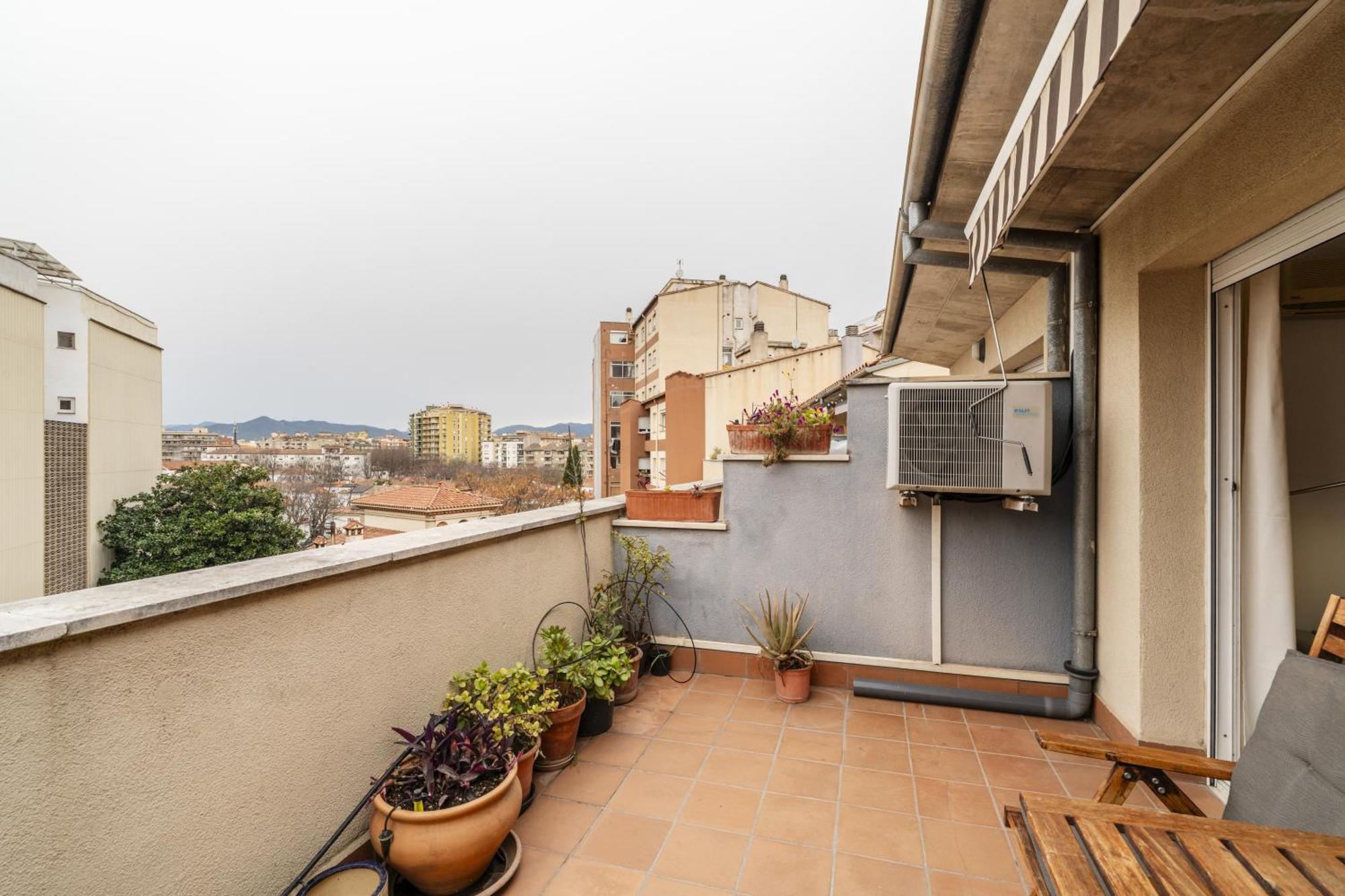 Appartement Con Dos Grandes Terrazas En Gerona